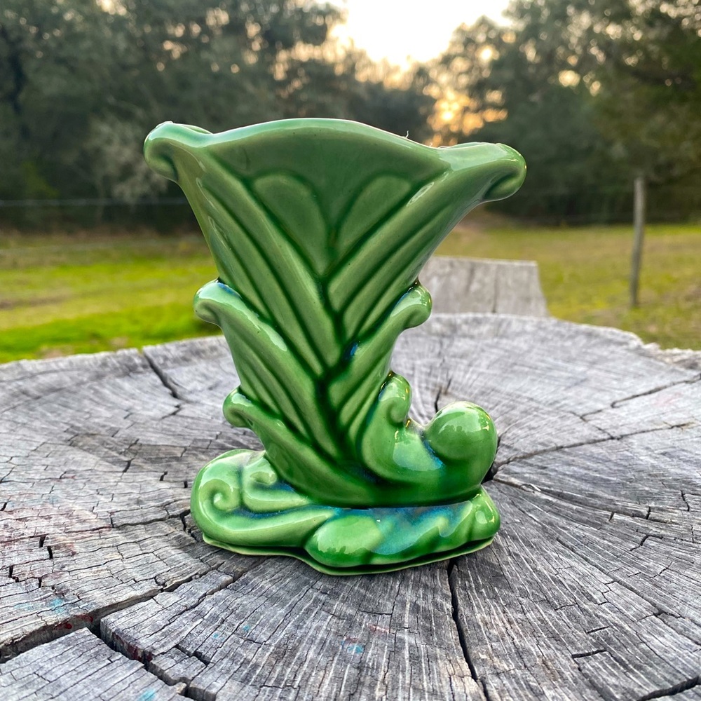 Vintage Shawnee Cornucopia Planter Vase